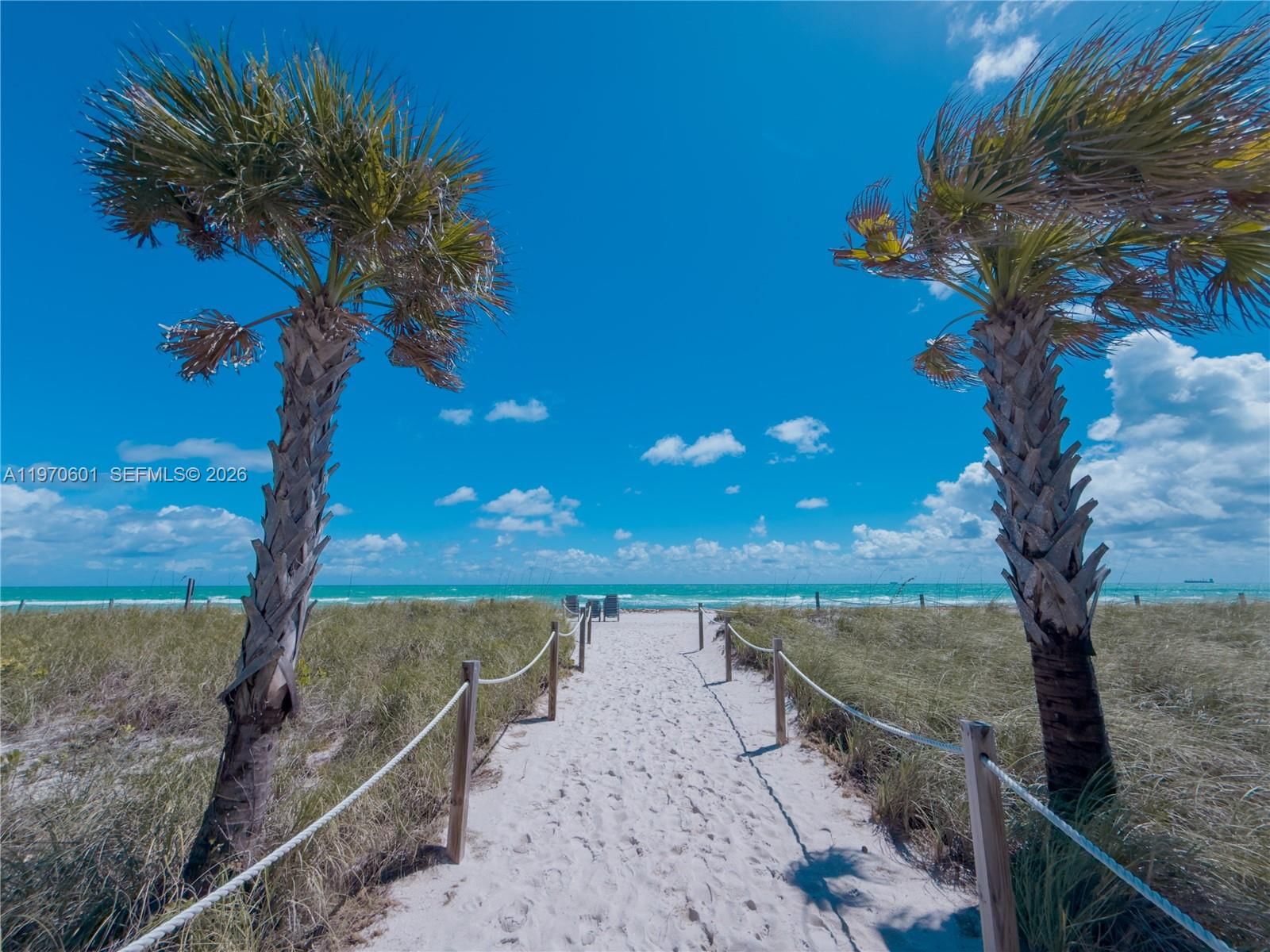 Real estate property located at 5005 Collins Ave #825, Miami-dade, The Carriage Club North C, Miami Beach, FL