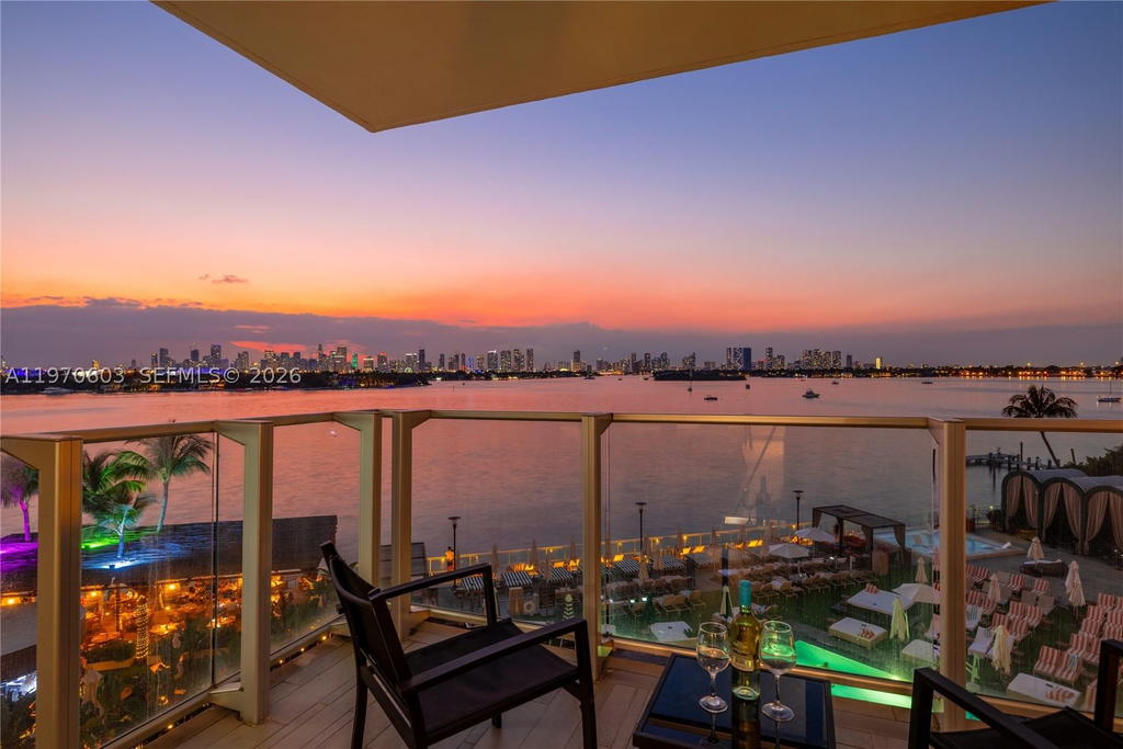 Real estate property located at 1100 West Ave #520, Miami-dade, 1100 West Condo, Miami Beach, FL