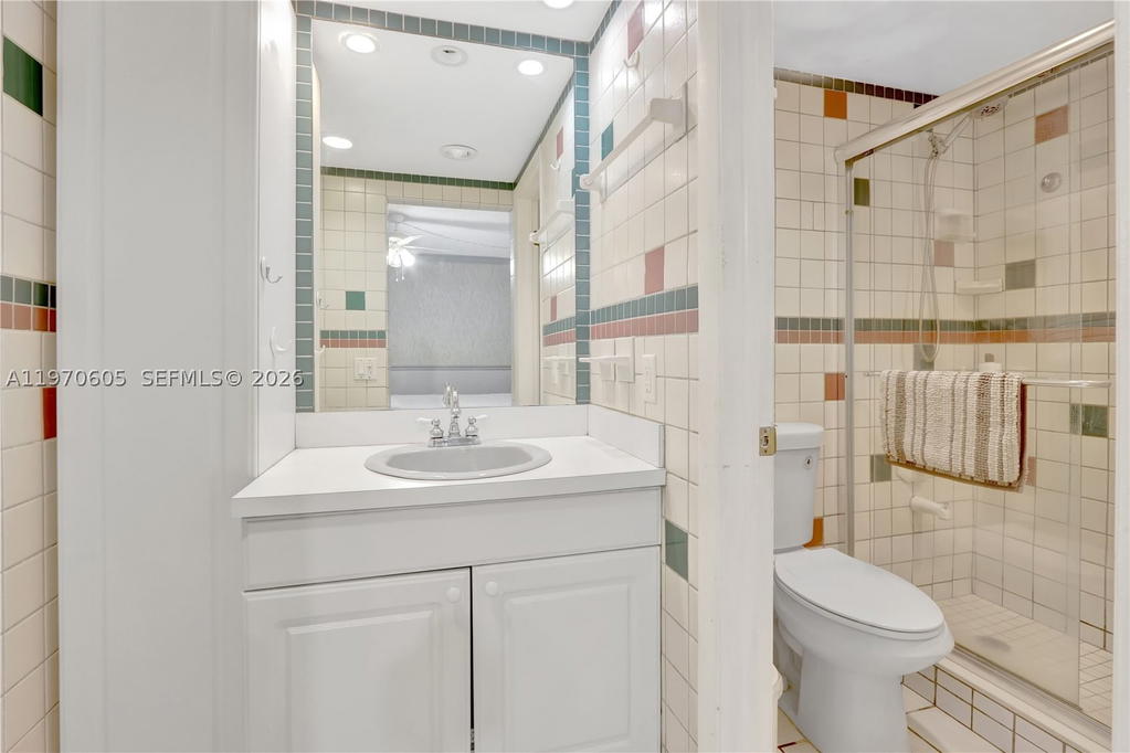 Real estate property located at 10525 112th Ave #117, Miami-dade, Garden Of Kendall Condo N, Miami, FL