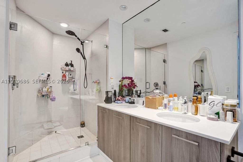 Real estate property located at 501 31st St #3306, Miami-dade, Paraiso Bayviews Condo, Miami, FL
