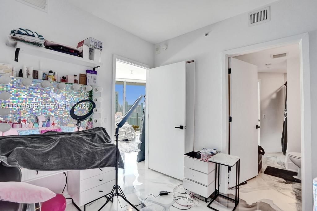 Real estate property located at 501 31st St #3306, Miami-dade, Paraiso Bayviews Condo, Miami, FL