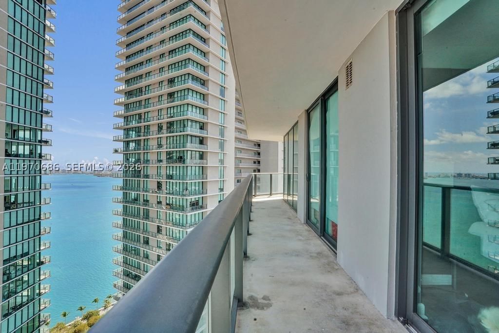 Real estate property located at 501 31st St #3306, Miami-dade, Paraiso Bayviews Condo, Miami, FL