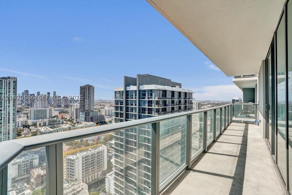 Real estate property located at 501 31st St #3306, Miami-dade, Paraiso Bayviews Condo, Miami, FL