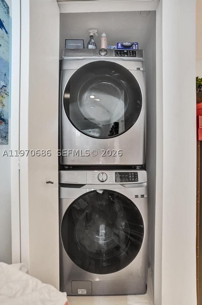 Real estate property located at 501 31st St #3306, Miami-dade, Paraiso Bayviews Condo, Miami, FL