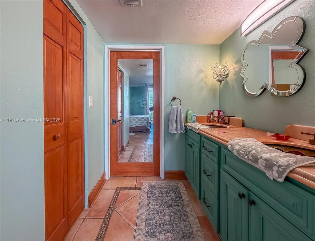 Real estate property located at 520 Brickell Key Dr A1912, Miami-dade, Brickell Key One Condo, Miami, FL