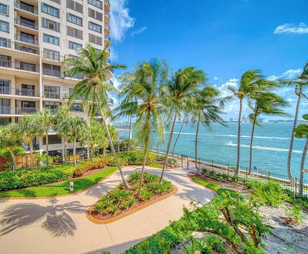 Real estate property located at 520 Brickell Key Dr A1912, Miami-dade, Brickell Key One Condo, Miami, FL