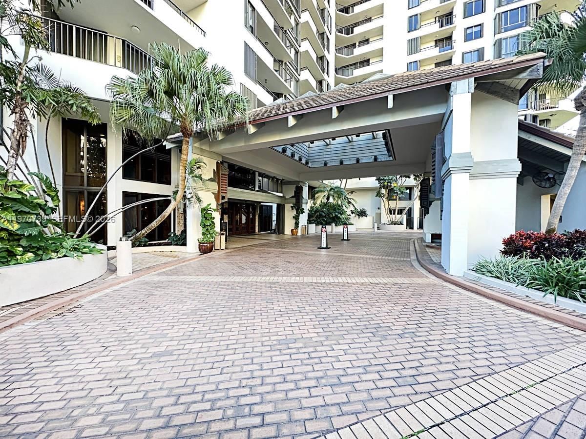 Real estate property located at 520 Brickell Key Dr A1912, Miami-dade, Brickell Key One Condo, Miami, FL