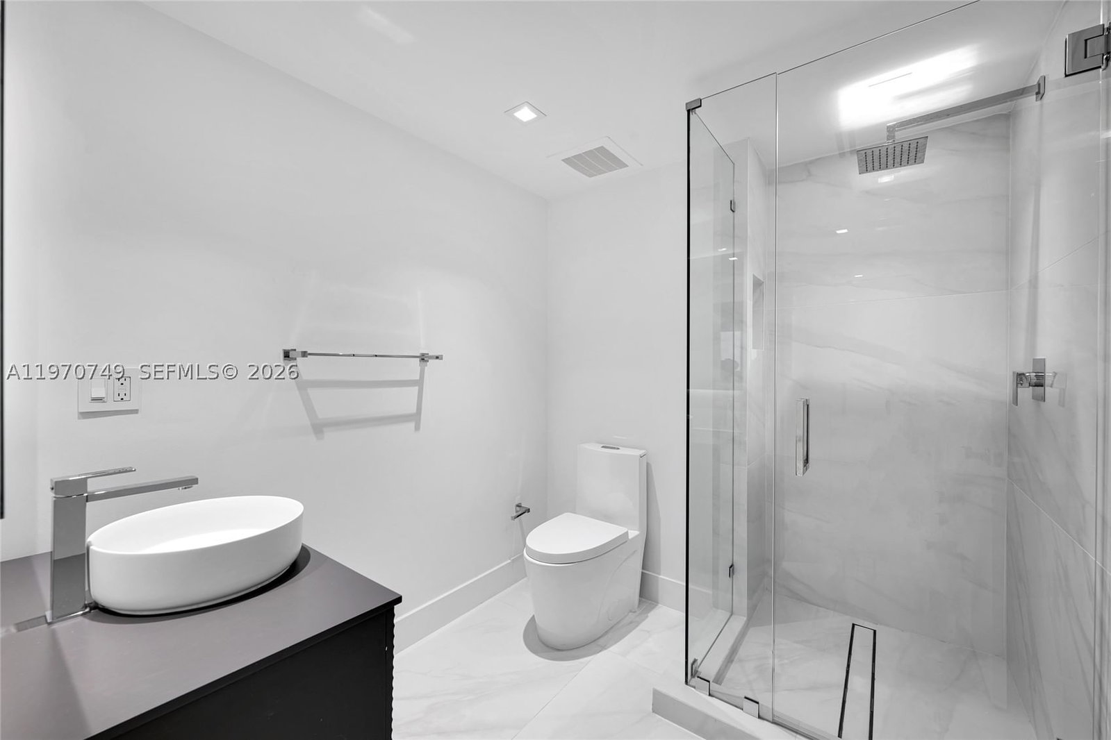 Real estate property located at 1850 Ocean Dr #1808, Broward, Beach Club One, Hallandale Beach, FL
