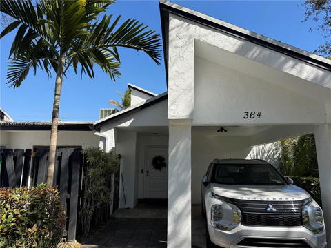 Real estate property located at 364 Fairway Cir #42, Broward, Villas At Bonaventure In, Weston, FL