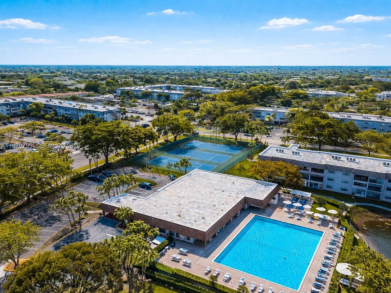 Real estate property located at 4990 Sabal Palm Blvd #202, Broward, Sabal Palm Village 2 Cond, Tamarac, FL