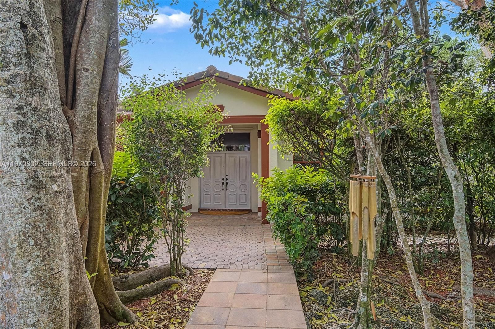 Real estate property located at 8190 180th St, Miami-dade, Old Cutler Natural Hammoc, Palmetto Bay, FL