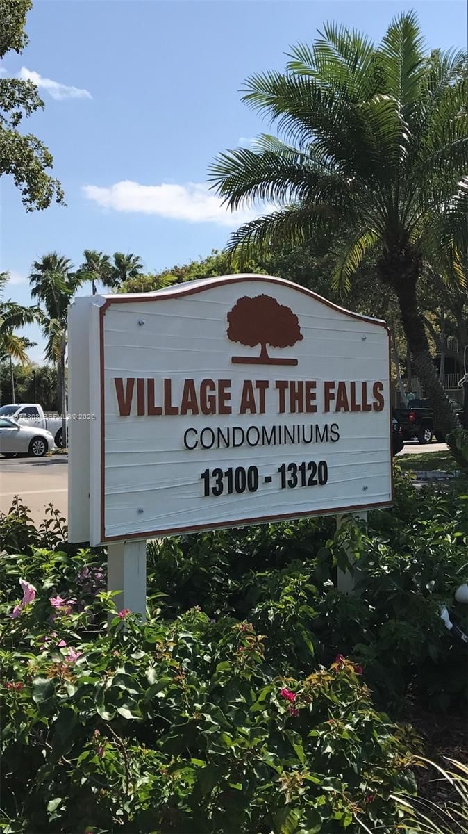 Real estate property located at 13120 92nd Ave B-120, Miami-dade, Village At The Falls Cond, Miami, FL