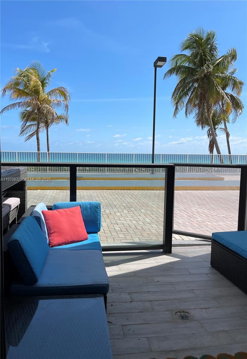Real estate property located at 2301 Ocean #201, Broward, Catania Condo, Hollywood, FL