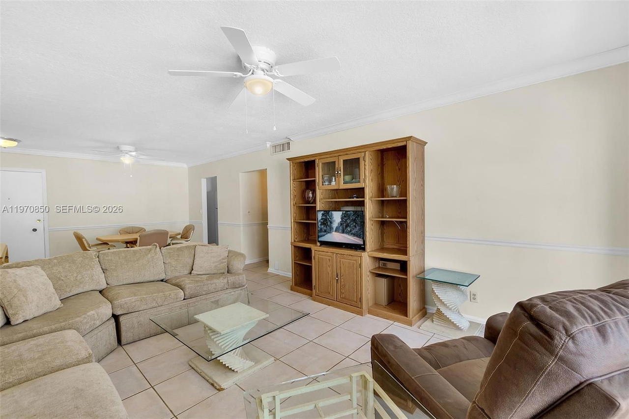 Real estate property located at 2180 67th St #723, Broward, Imperial Point Colonnades, Fort Lauderdale, FL
