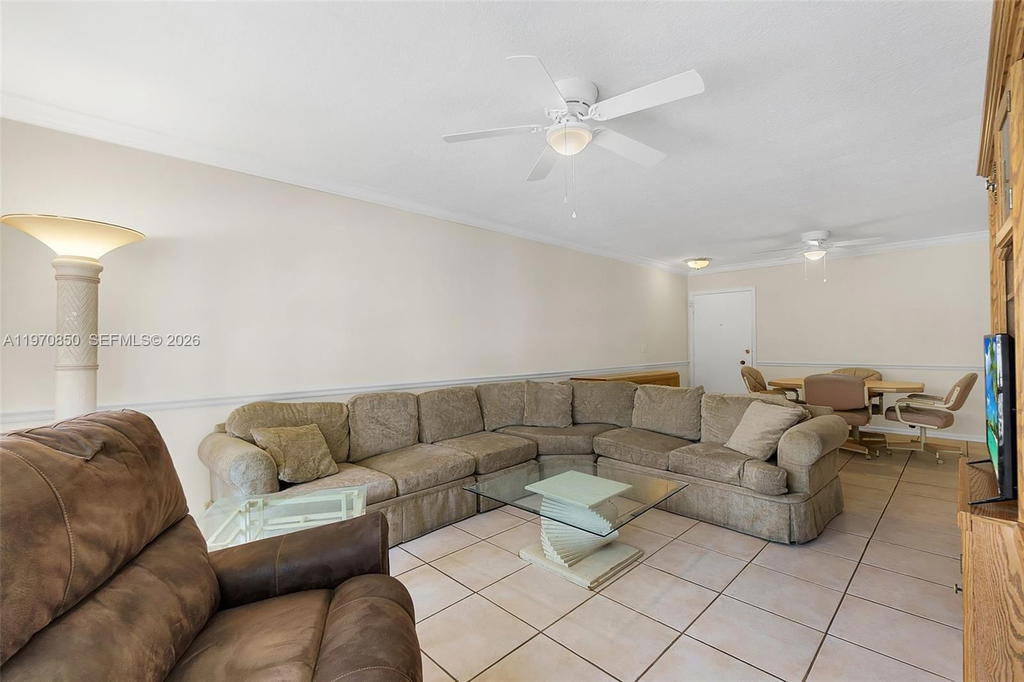 Real estate property located at 2180 67th St #723, Broward, Imperial Point Colonnades, Fort Lauderdale, FL
