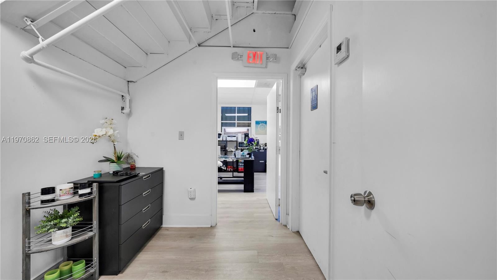 Real estate property located at 5903 102th ave #2, Miami-dade, Doral, FL