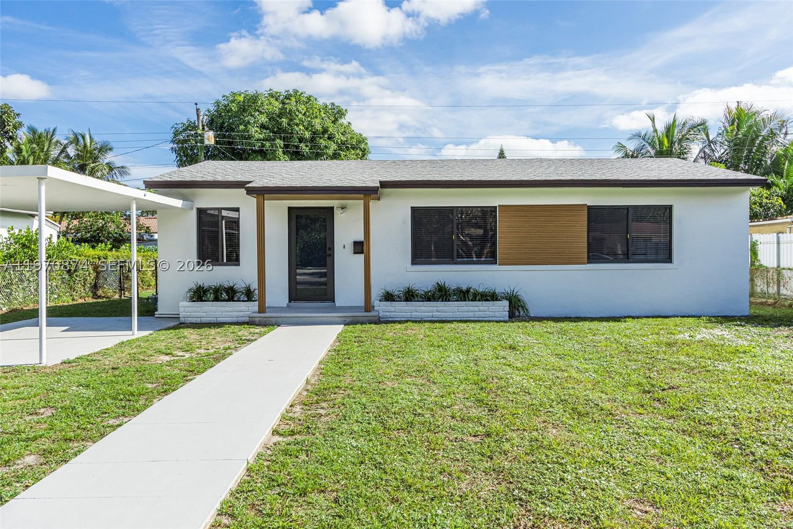 Real estate property located at 16049 9th PL, Miami-dade, Carl Byoir, North Miami Beach, FL