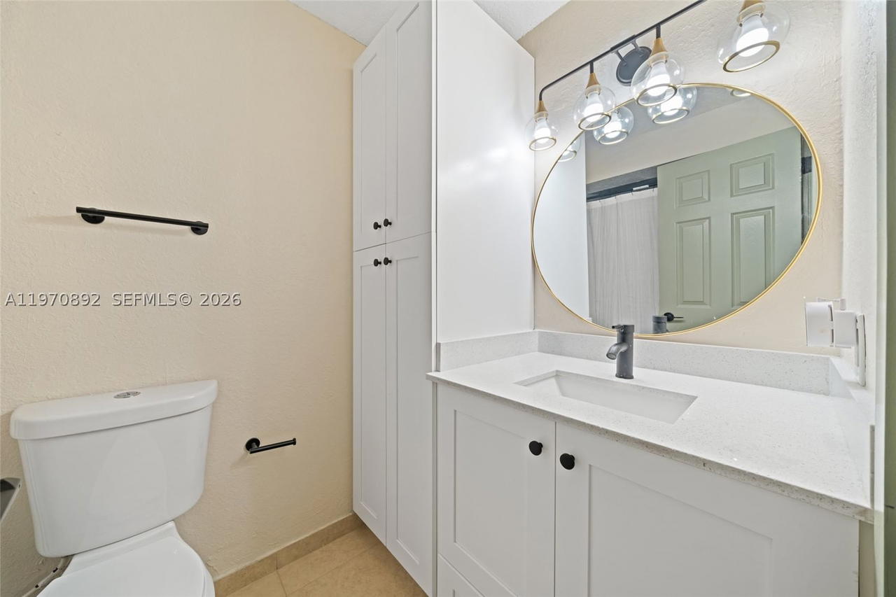 Real estate property located at 15599 106th Ln #1209, Miami-dade, Vista Lago At The Hammock, Miami, FL
