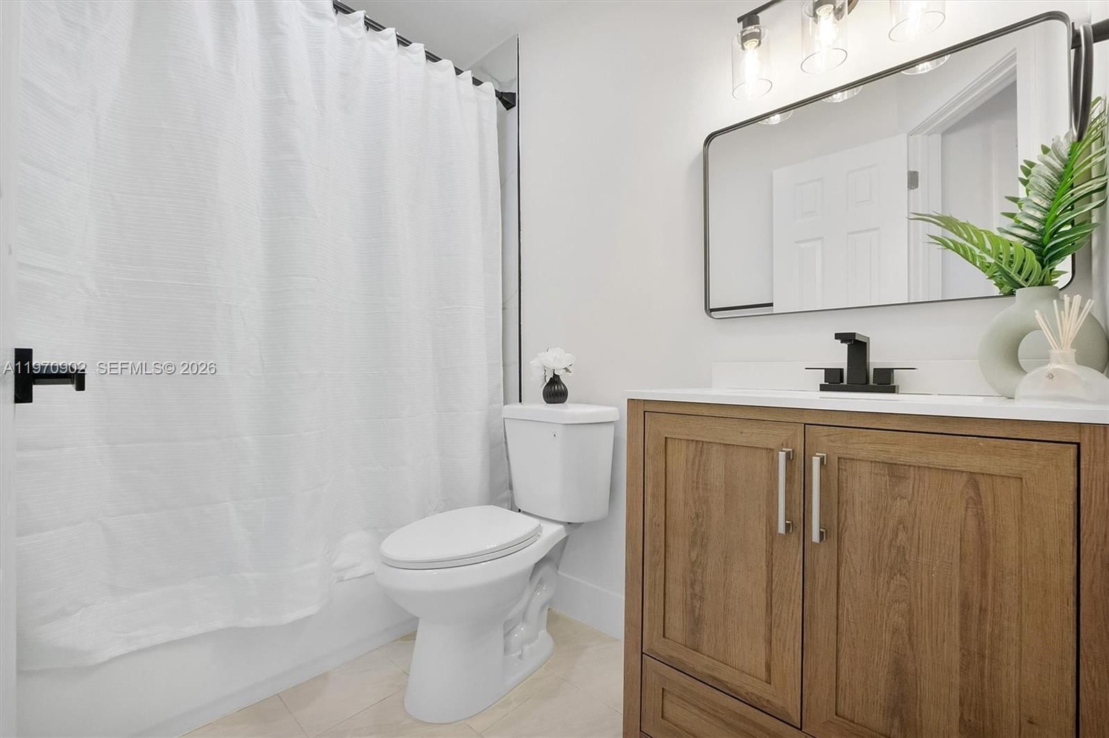Real estate property located at 3740 9th Ct, Broward, Plaza Estates 3rd Sec, Lauderhill, FL