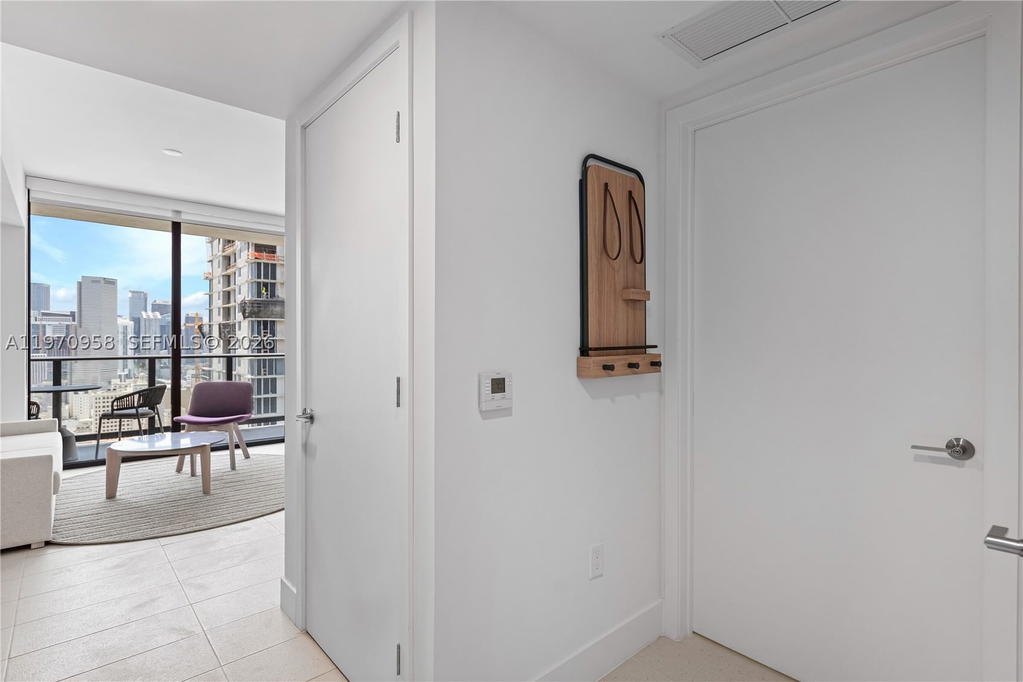 Real estate property located at 159 6th St #2707, Miami-dade, 159 Ne 6th Street Condo, Miami, FL