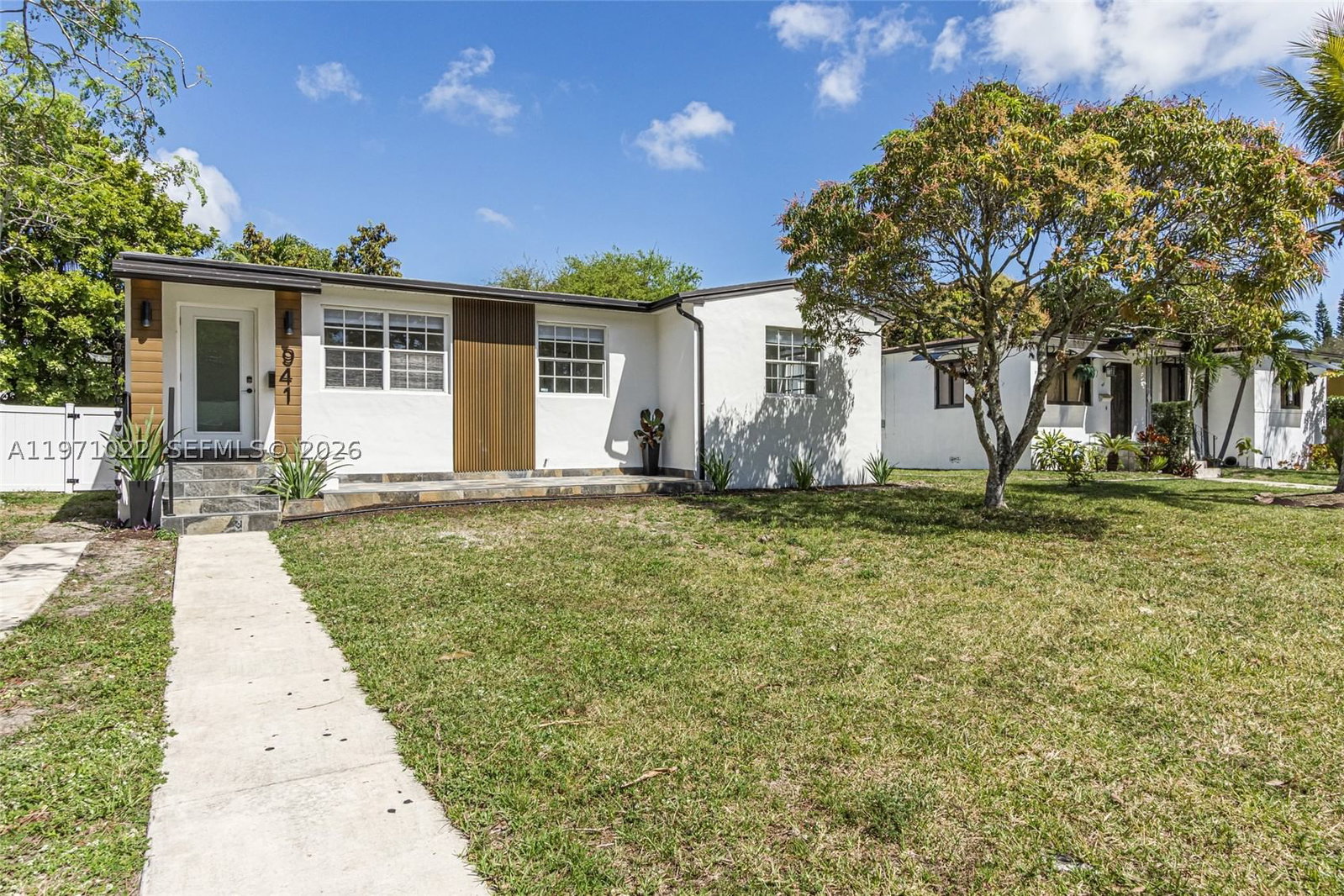 Real estate property located at 941 154th St, Miami-dade, Jillshar-darrylcar, North Miami Beach, FL