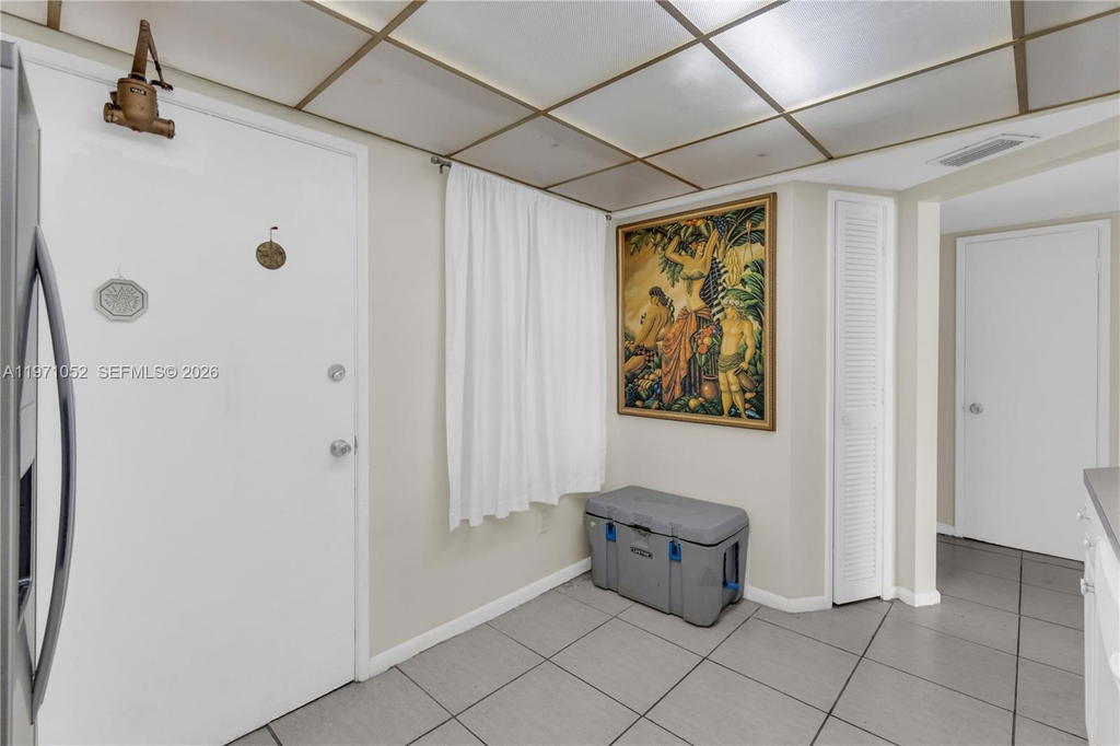 Real estate property located at 1302 191st St A221, Miami-dade, Fifth Forum Condo, Miami, FL