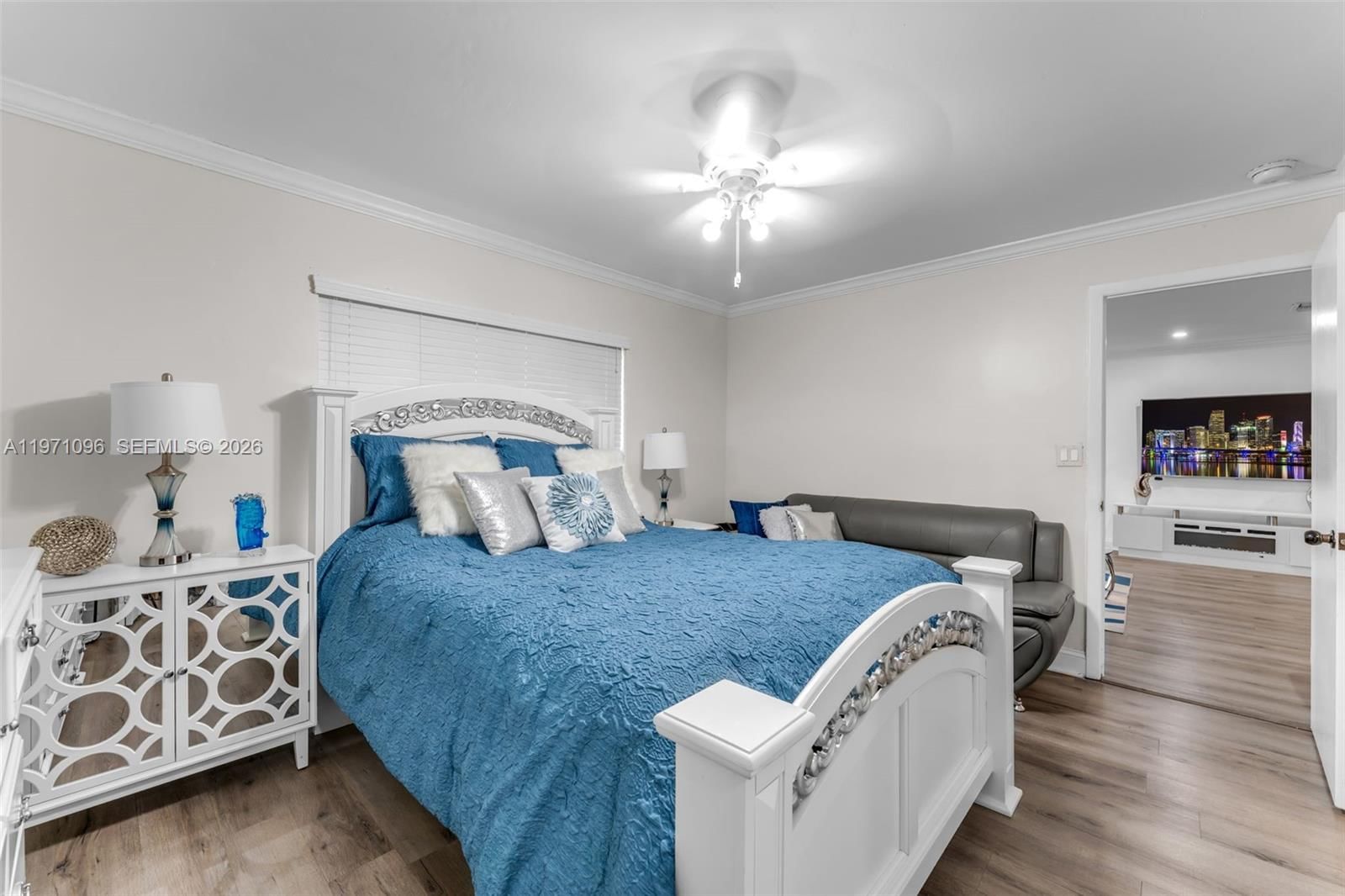 Real estate property located at 15109 71st Ln, Miami-dade, Westwind Lakes Sec 1, Miami, FL