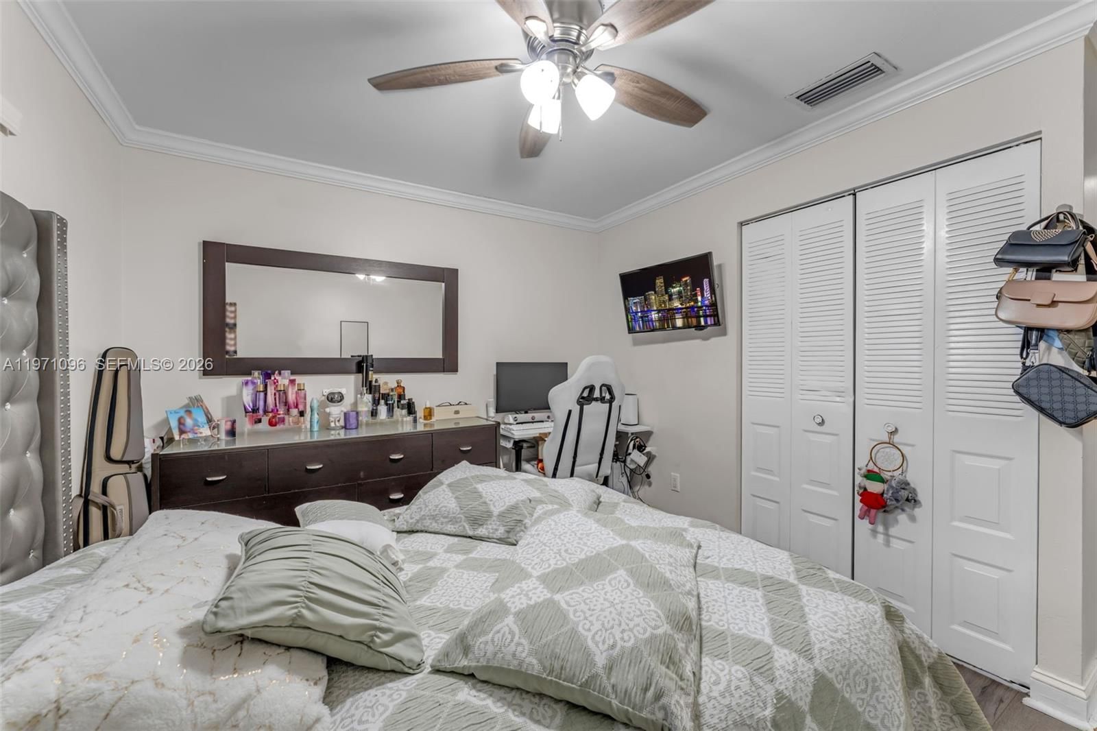 Real estate property located at 15109 71st Ln, Miami-dade, Westwind Lakes Sec 1, Miami, FL