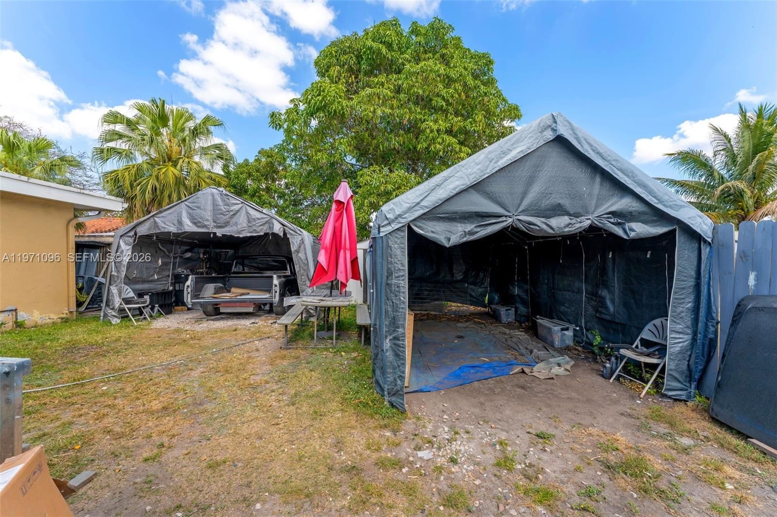 Real estate property located at 15109 71st Ln, Miami-dade, Westwind Lakes Sec 1, Miami, FL