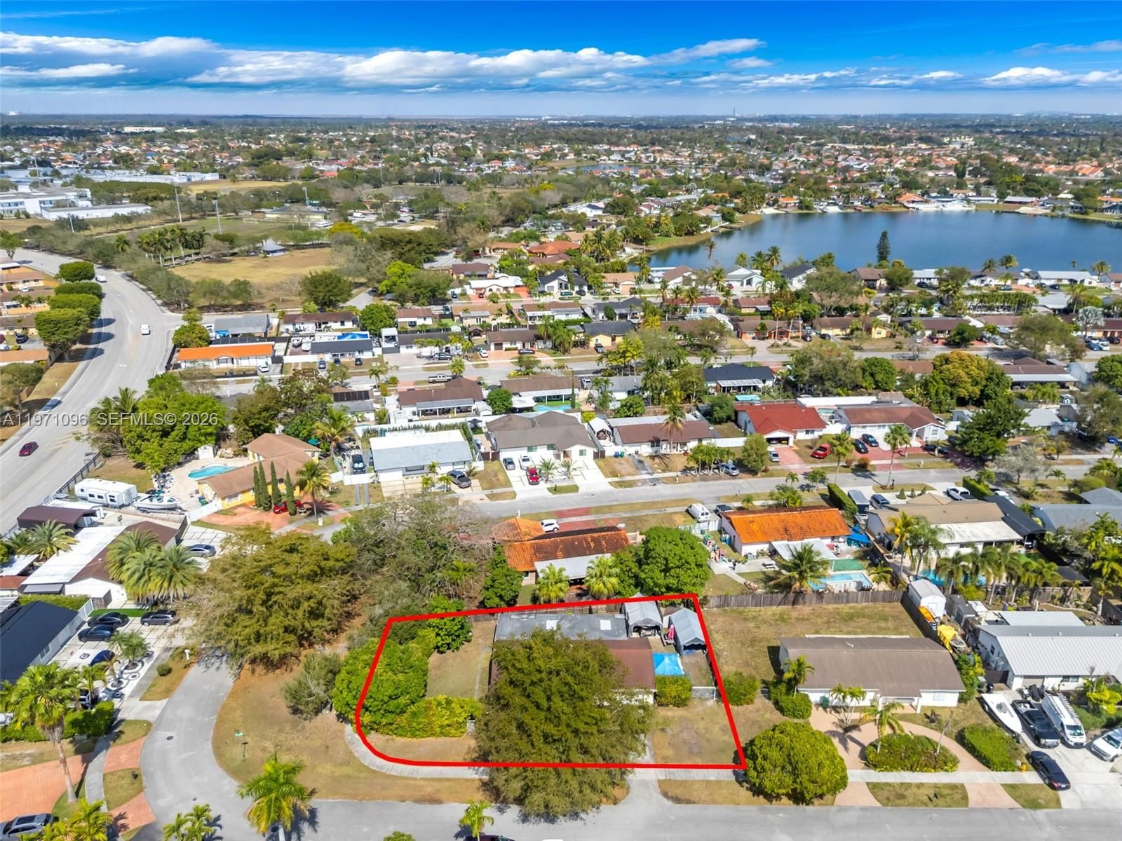 Real estate property located at 15109 71st Ln, Miami-dade, Westwind Lakes Sec 1, Miami, FL