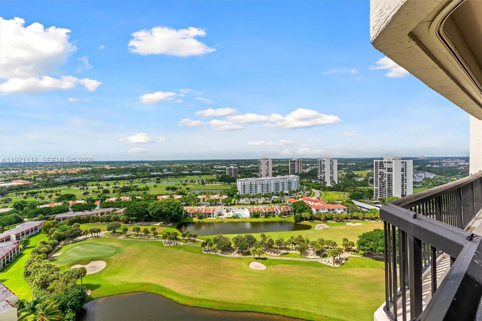 Real estate property located at 1900 Consulate Pl #2205, Palm Beach, Lands Of The President, West Palm Beach, FL