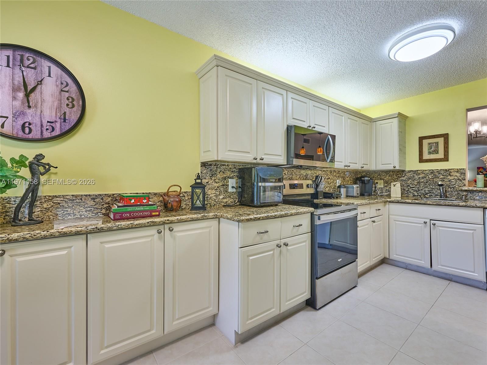 Real estate property located at 10143 Mangrove Dr #303, Palm Beach, Lakeside Condo 3 Of Banya, Boynton Beach, FL