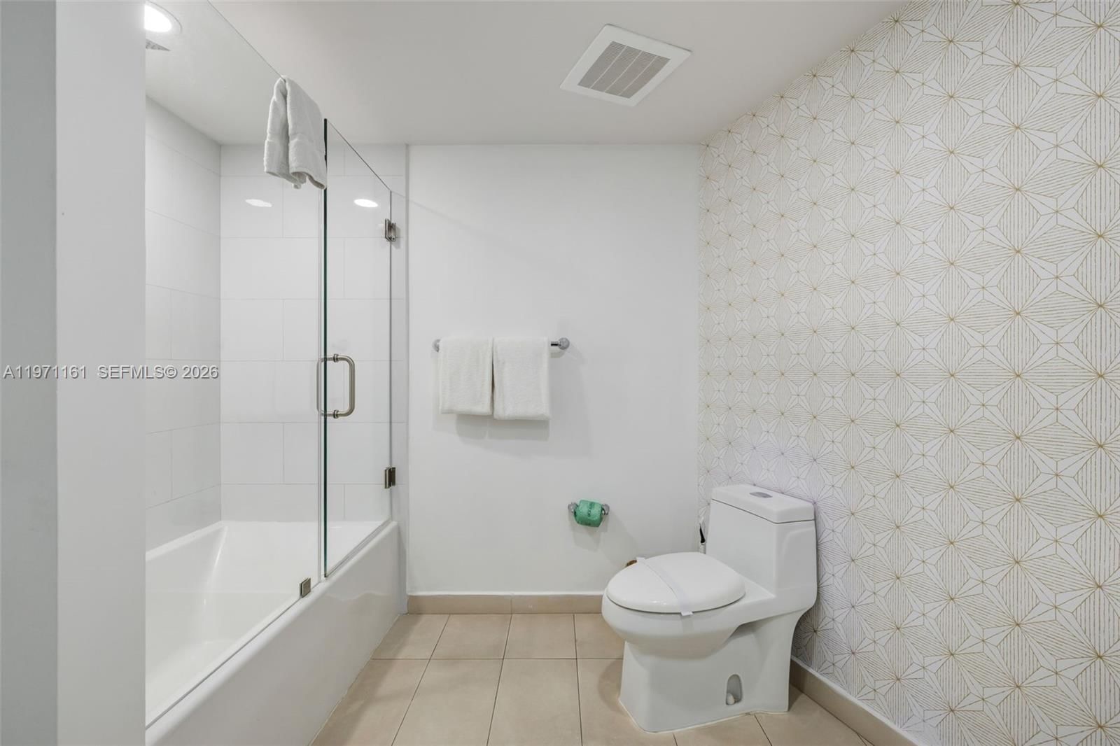 Real estate property located at 4111 Ocean Dr #3706, Broward, 4111 South Ocean Drive Co, Hollywood, FL