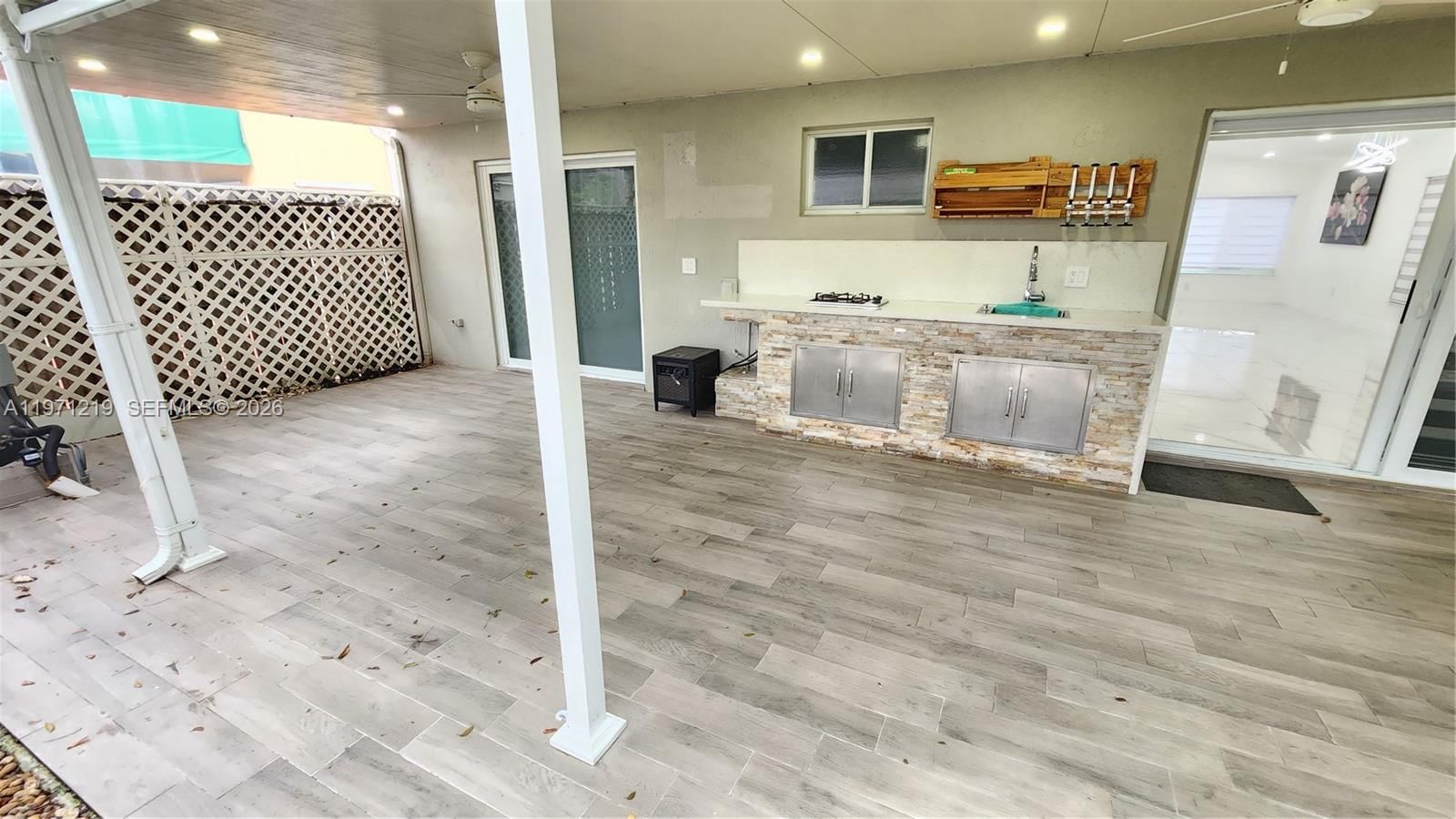 Real estate property located at 16515 97th St, Miami-dade, Forest Lakes Villas, Miami, FL