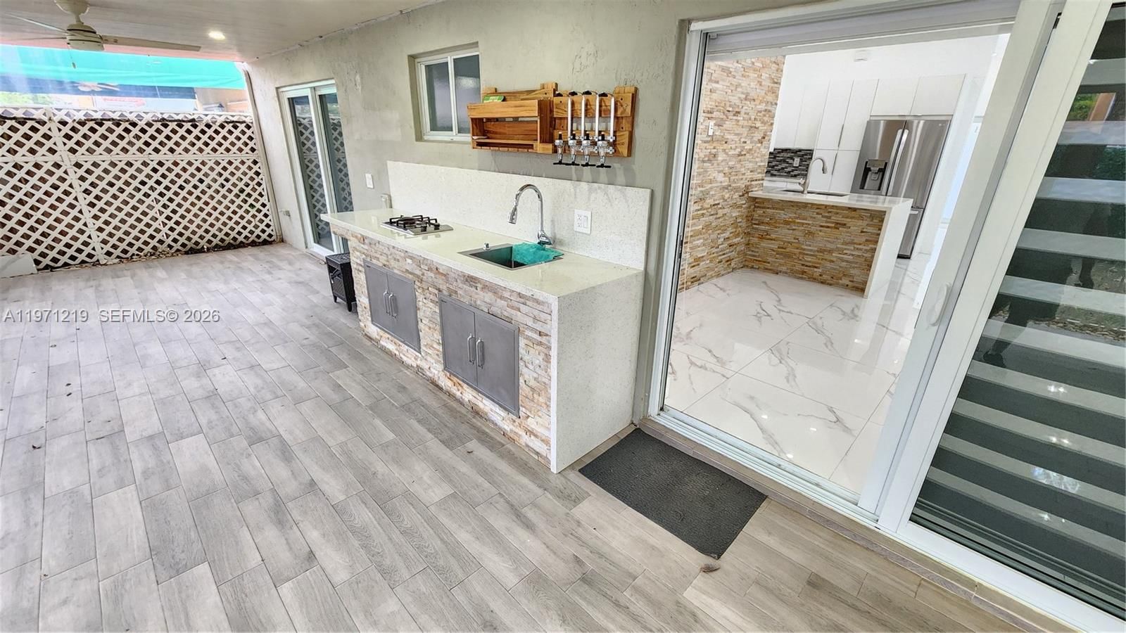 Real estate property located at 16515 97th St, Miami-dade, Forest Lakes Villas, Miami, FL