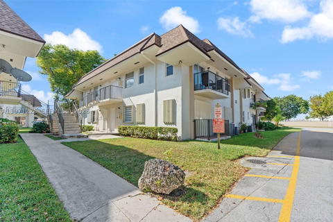 Real estate property located at 7111 129th Ave #6, Miami-dade, Greentree Condo Ii, Miami, FL