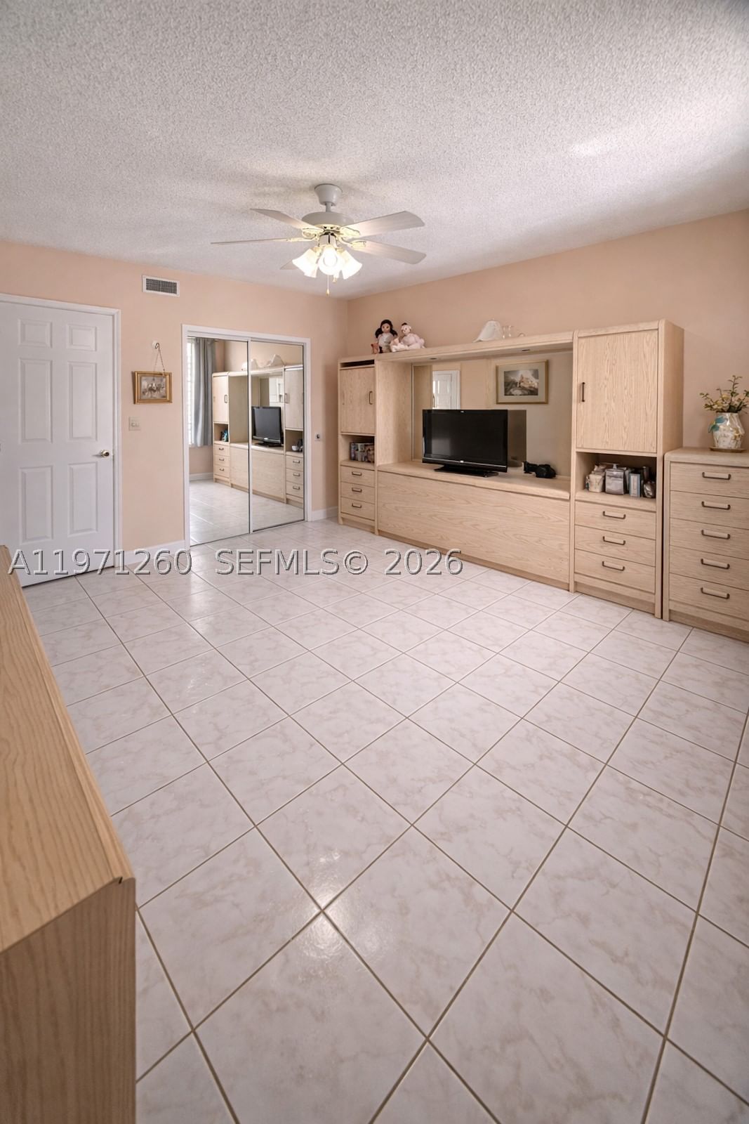 Real estate property located at 1159 40th St #16, Miami-dade, Mango Hill Condo No 6, Hialeah, FL