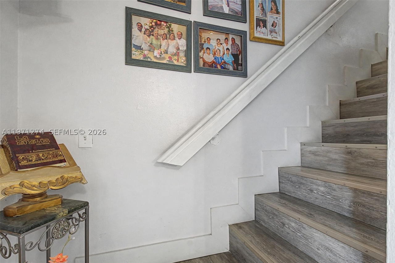 Real estate property located at 399 72nd Ave #320, Miami-dade, Villas San Miguel Condo, Miami, FL