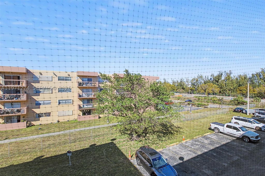 Real estate property located at 399 72nd Ave #320, Miami-dade, Villas San Miguel Condo, Miami, FL