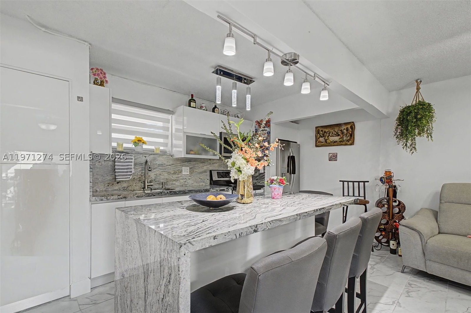Real estate property located at 399 72nd Ave #320, Miami-dade, Villas San Miguel Condo, Miami, FL