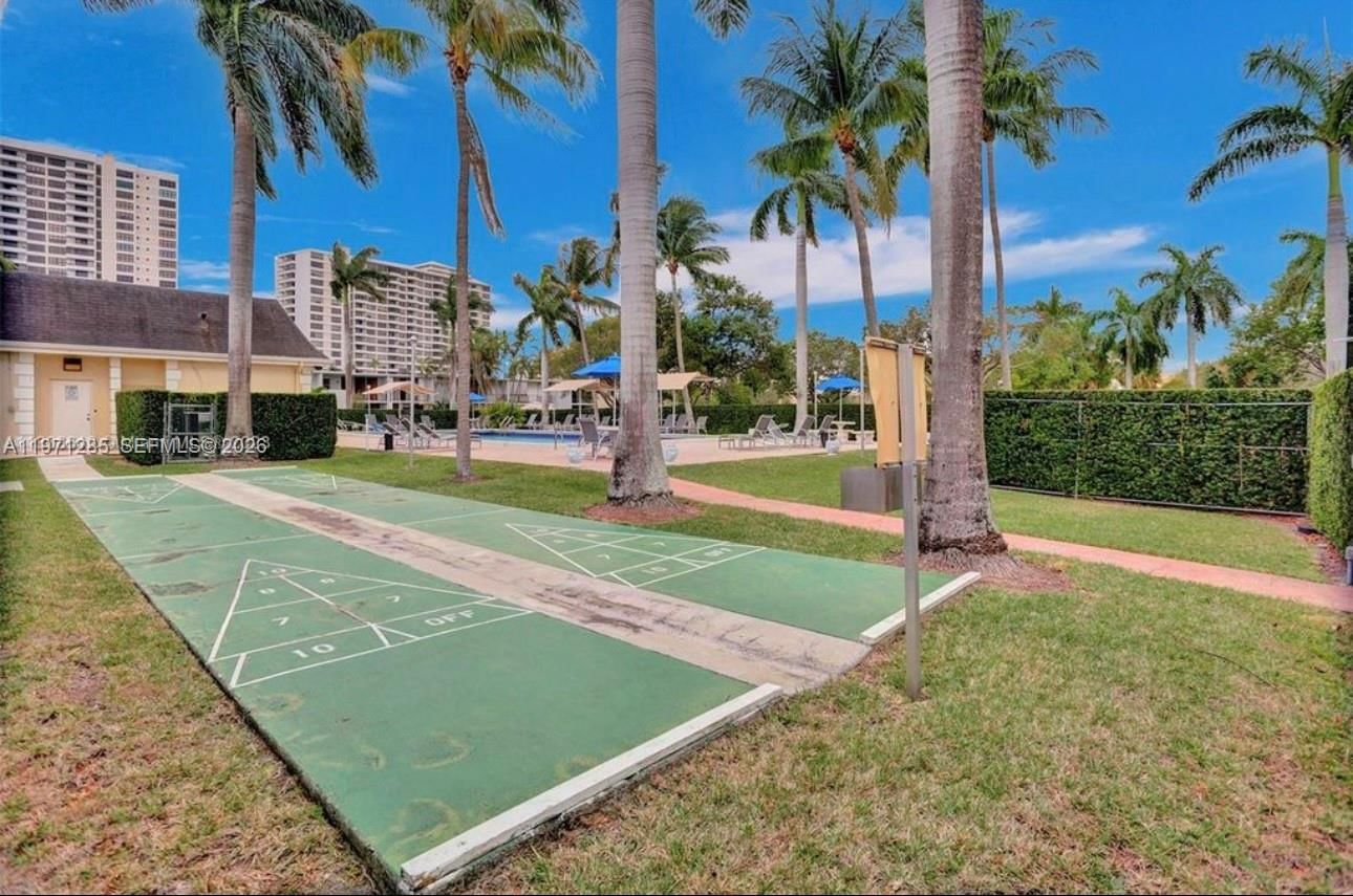 Real estate property located at 2308 7th St #29, Broward, Venetian Park I Condo, Hallandale Beach, FL