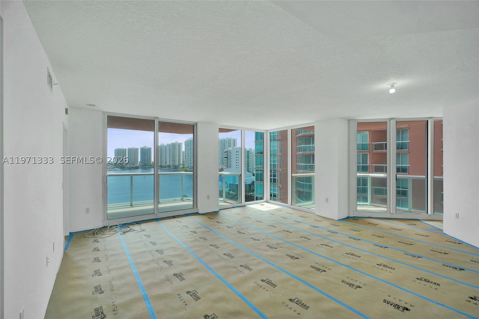 Real estate property located at 3370 Hidden Bay Dr #1009, Miami-dade, 100 Hidden Bay Condo, Aventura, FL