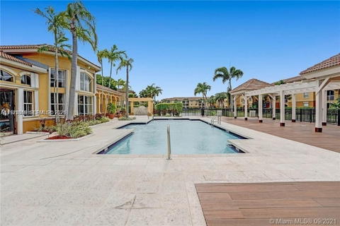 Real estate property located at 9640 2nd St #5-105, Broward, La Via Condo, Pembroke Pines, FL
