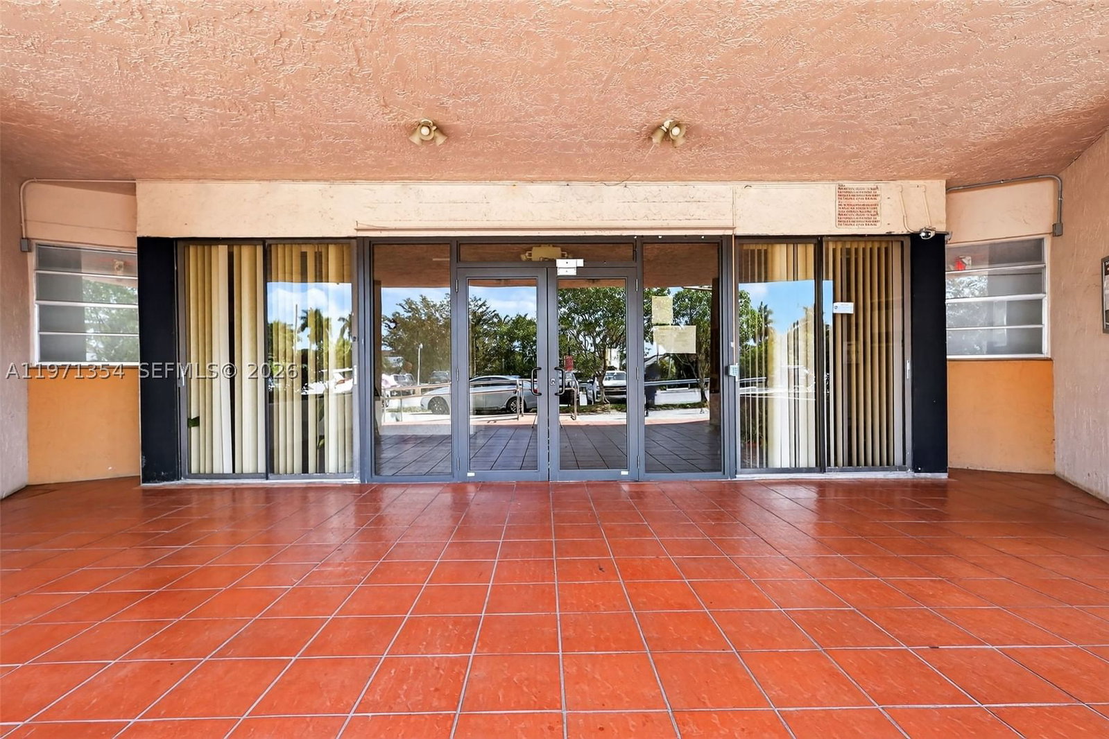 Real estate property located at 9678 Fontainebleau Blvd #410, Miami-dade, Golfview Club At Fontaine, Miami, FL