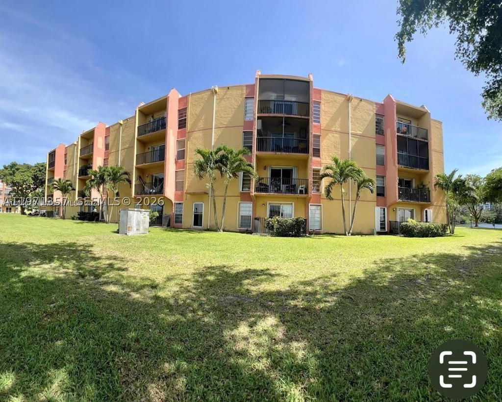 Real estate property located at 4705 7th St #206-7, Miami-dade, Sunset Villas No 3 Condo, Miami, FL
