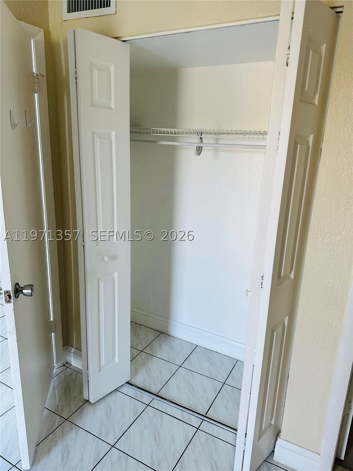 Real estate property located at 4705 7th St #206-7, Miami-dade, Sunset Villas No 3 Condo, Miami, FL
