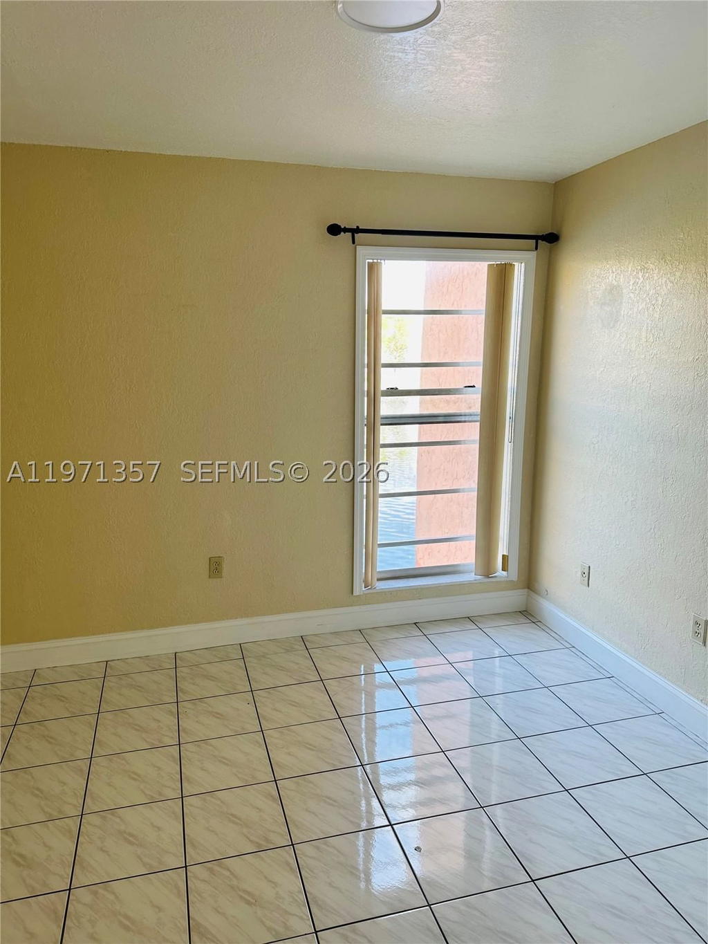 Real estate property located at 4705 7th St #206-7, Miami-dade, Sunset Villas No 3 Condo, Miami, FL