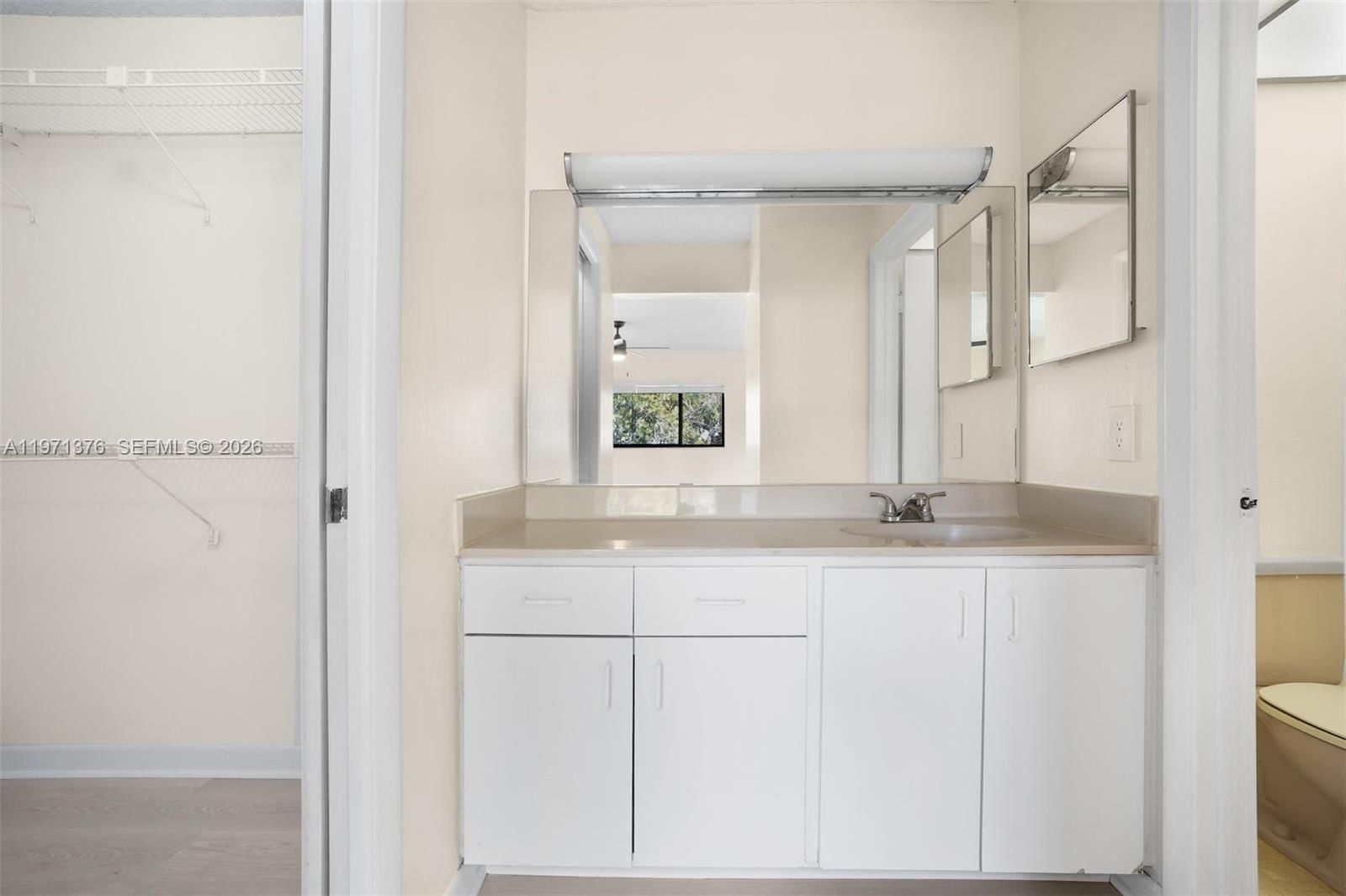 Real estate property located at 9446 Belfort Cir #215, Broward, Belfort Condominium L, Tamarac, FL