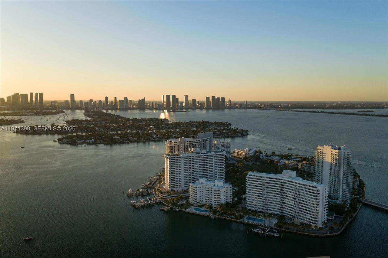 Real estate property located at 11 Island Ave PH2, Miami-dade, Costa Brava Condo, Miami Beach, FL