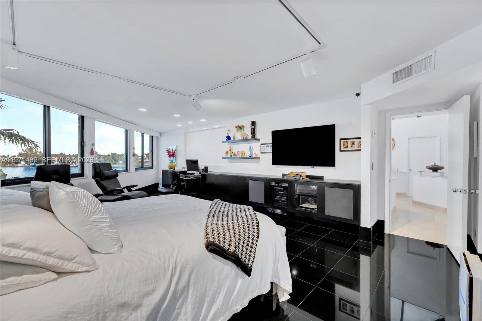 Real estate property located at 279 Hibiscus Dr, Miami-dade, Hibiscus Island, Miami Beach, FL